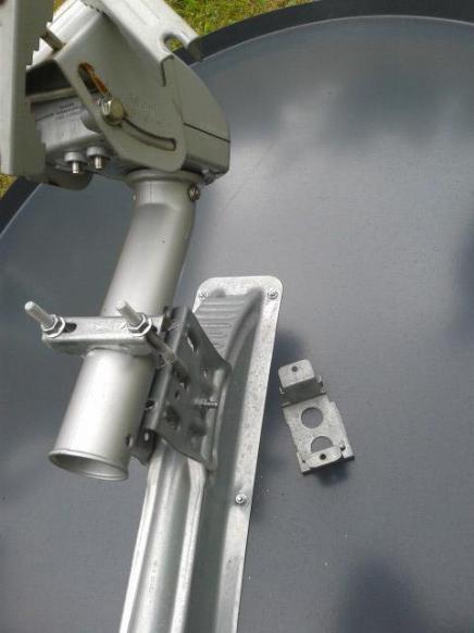 yett another poor satellite motor install & missing brackets